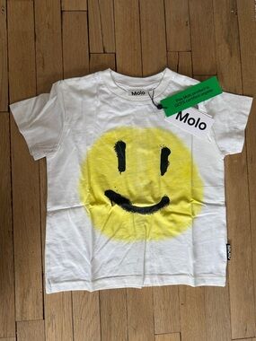 MOLO Roxo White T-Shirt in Organic Cotton Yellow Smiley Face Graphic